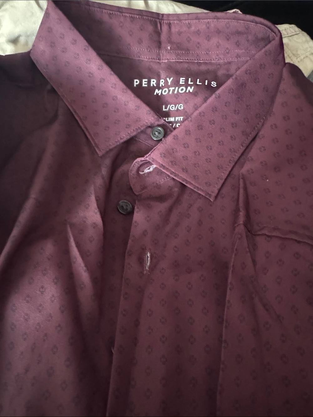 Perry Ellis Motion Men's Slim Fit Wine Patterned Button-Down Shirt
